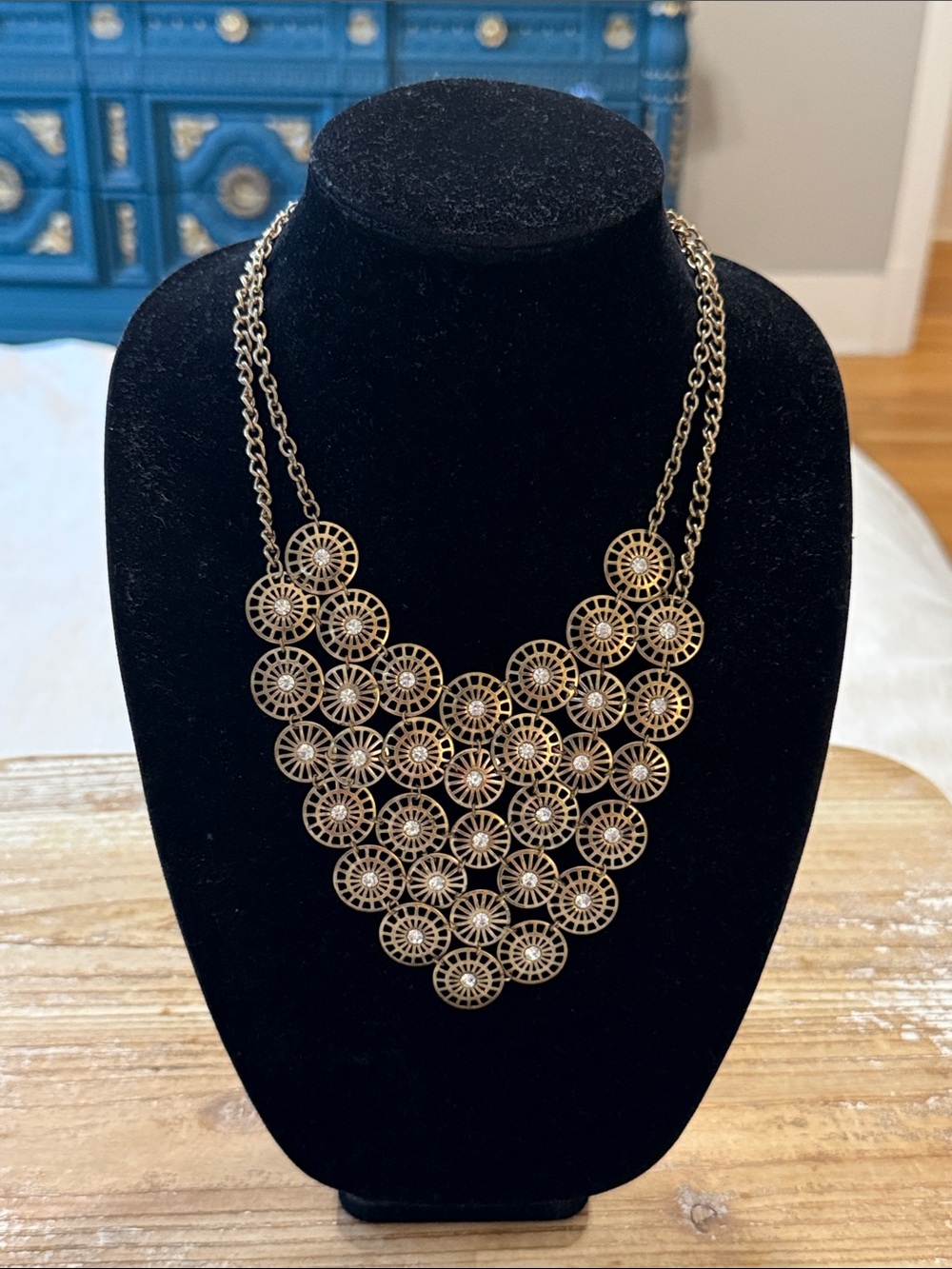 Vintage Gold Tone Rhinestone Large Bib Choker Collar Statement Necklace